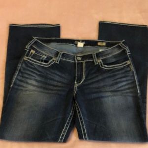 Like New Plus Size Silver Jeans Aiko Bootcut. Size 16 x 31 inseam